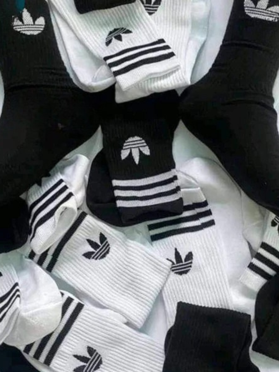 CAMISETA CENTENARIO + MEDIAS ADIDAS 1.1 🔥 ¡Vístete con Orgullo! CAMISETA CENTENARIO COLOMBIA – EDIÇÃO LIMITADA