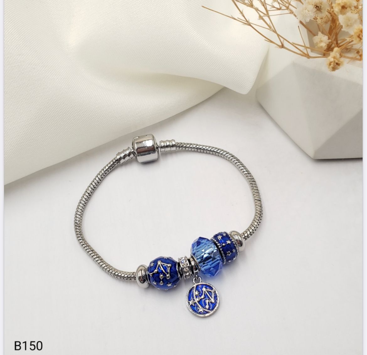 ✨💖 ¡EXPRESA TU ESENCIA CON LAS PULSERAS PANDORA!
